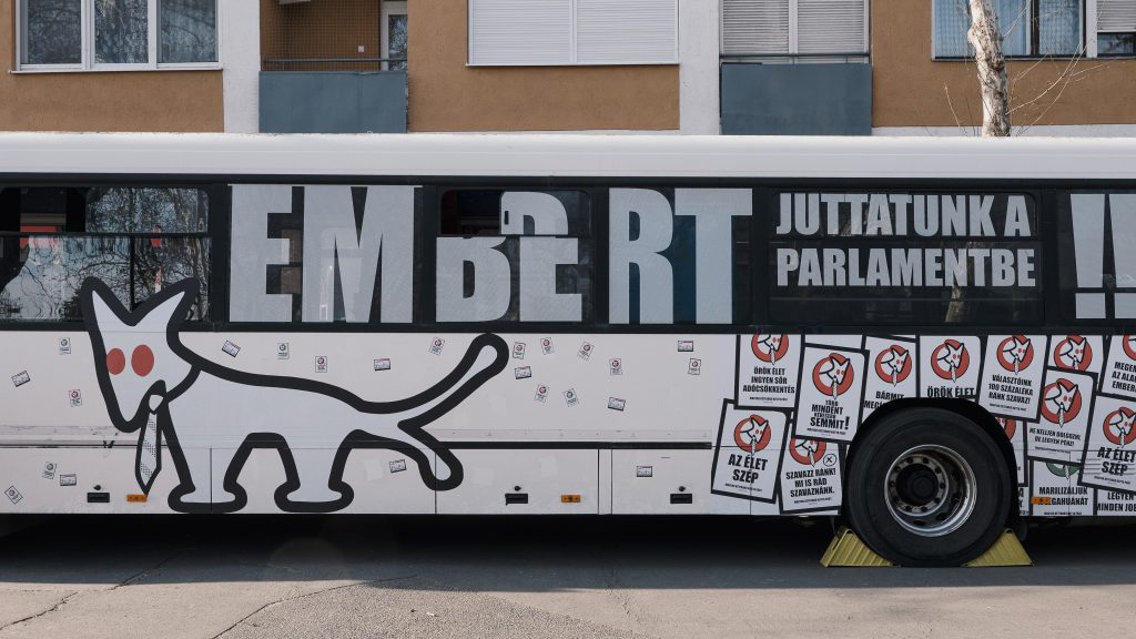 Kidobják a Kutyapártot a zuglói székhelyükről