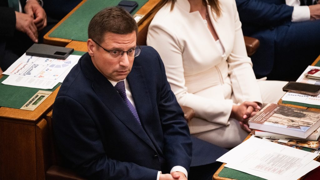 Gulyás Gergely elítélte Oroszországot