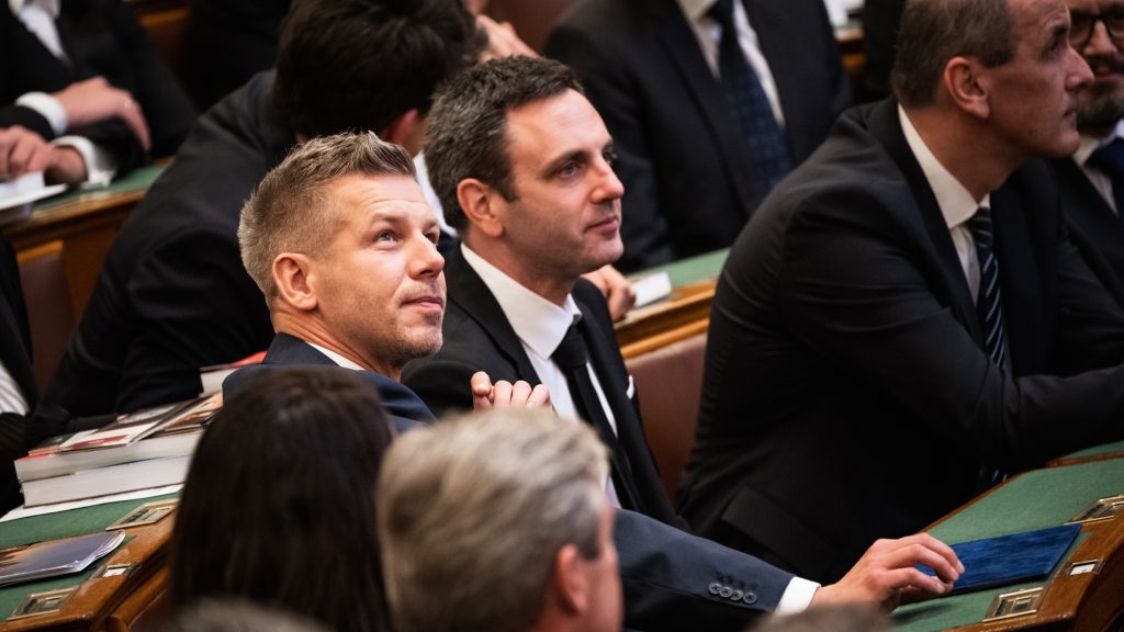 A Tisza szerint lesznek jogállami eszközök arra az estre, ha a közjogi méltóságok nem mondanak le