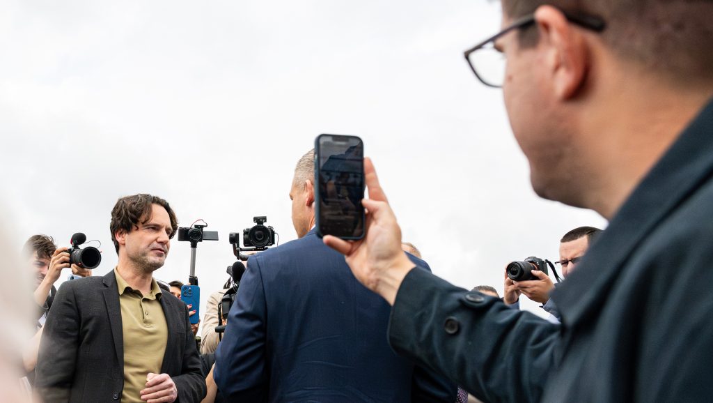 Havasi Bertalan bevallotta: ezért kellett a független sajtót távol tartani Orbán Viktortól