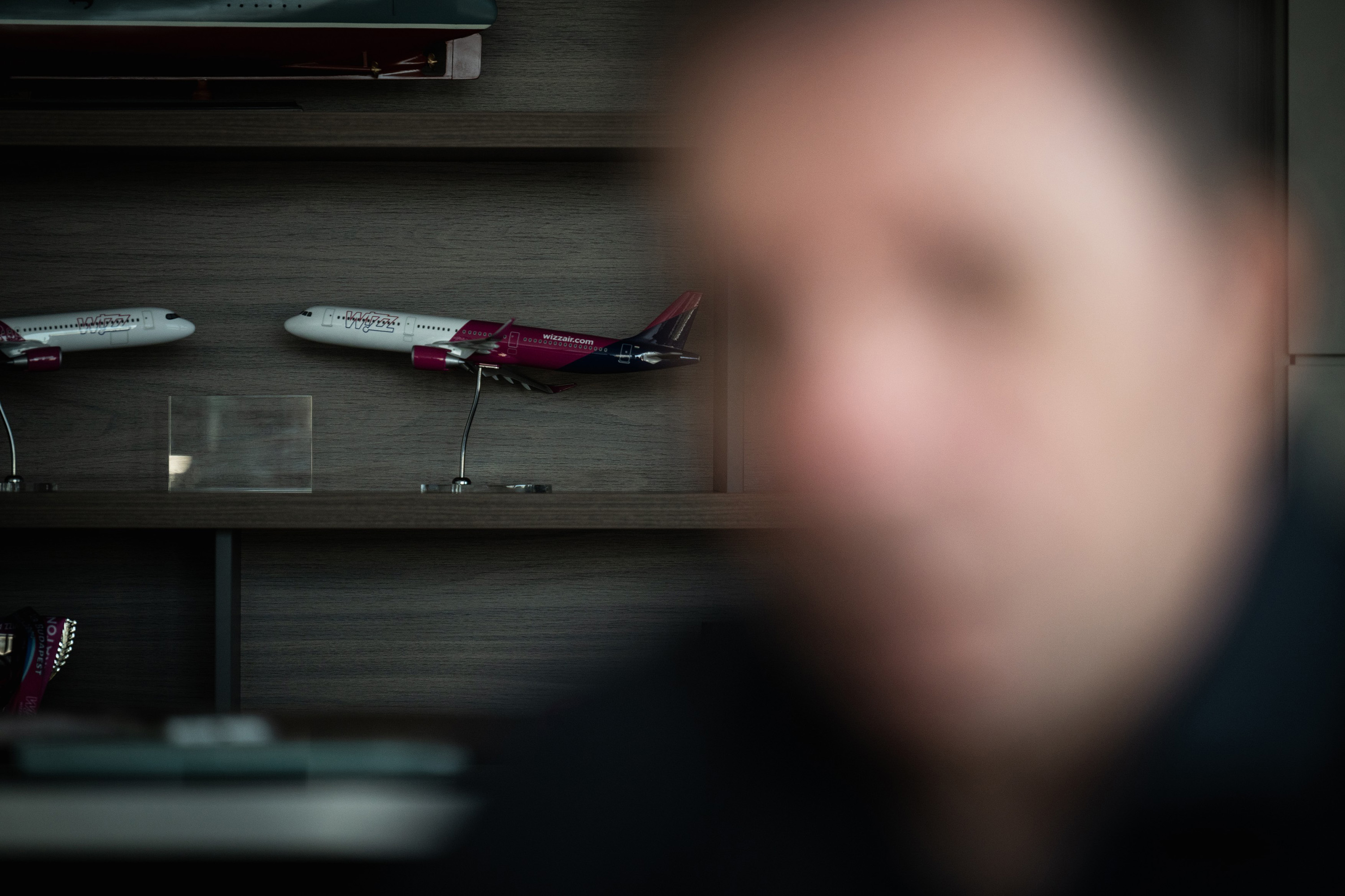 Váradi József: Ez nem úgy működik, hogy a Wizz Air kerozinja ott dekkol a Hormuzi-szorosban 4 Váradi József János magyar üzletember, a Wizz Air Holdings társalapítója, elnök-vezérigazgatója és a Wizz Air Hungary vezérigazgatója 2026. május 28-án.