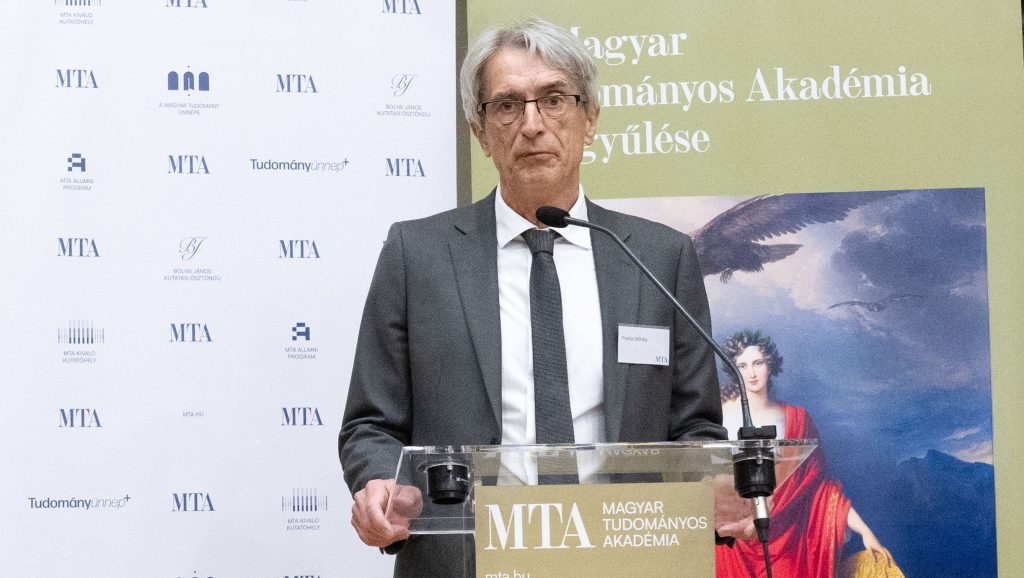 Az MTA visszafogadná az ELTE-hez kerül kutatóközpontokat