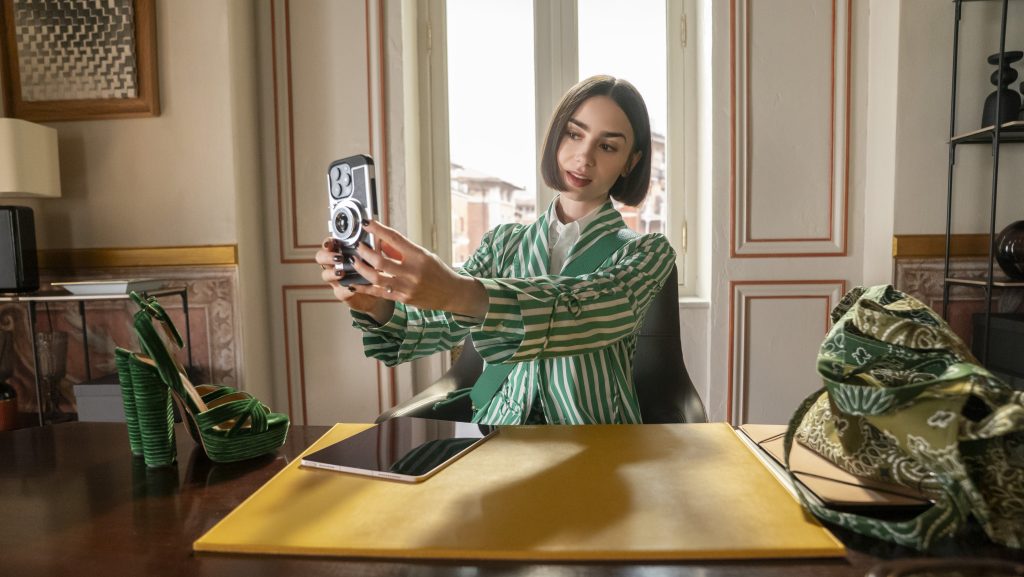 Véget ér az Emily Párizsban