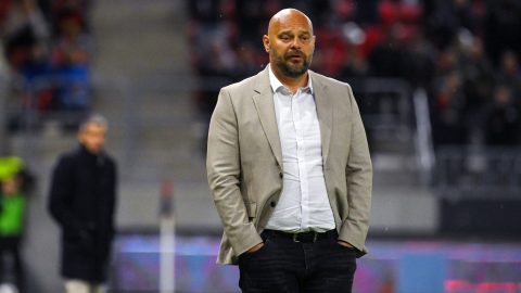 Feczkó Tamás, a Budapest Honvéd vezetőedzője a labdarúgó MOL Magyar Kupa elődöntőjében játszott Budapest Honvéd FC - Zalaegerszegi TE FC mérkőzésen.