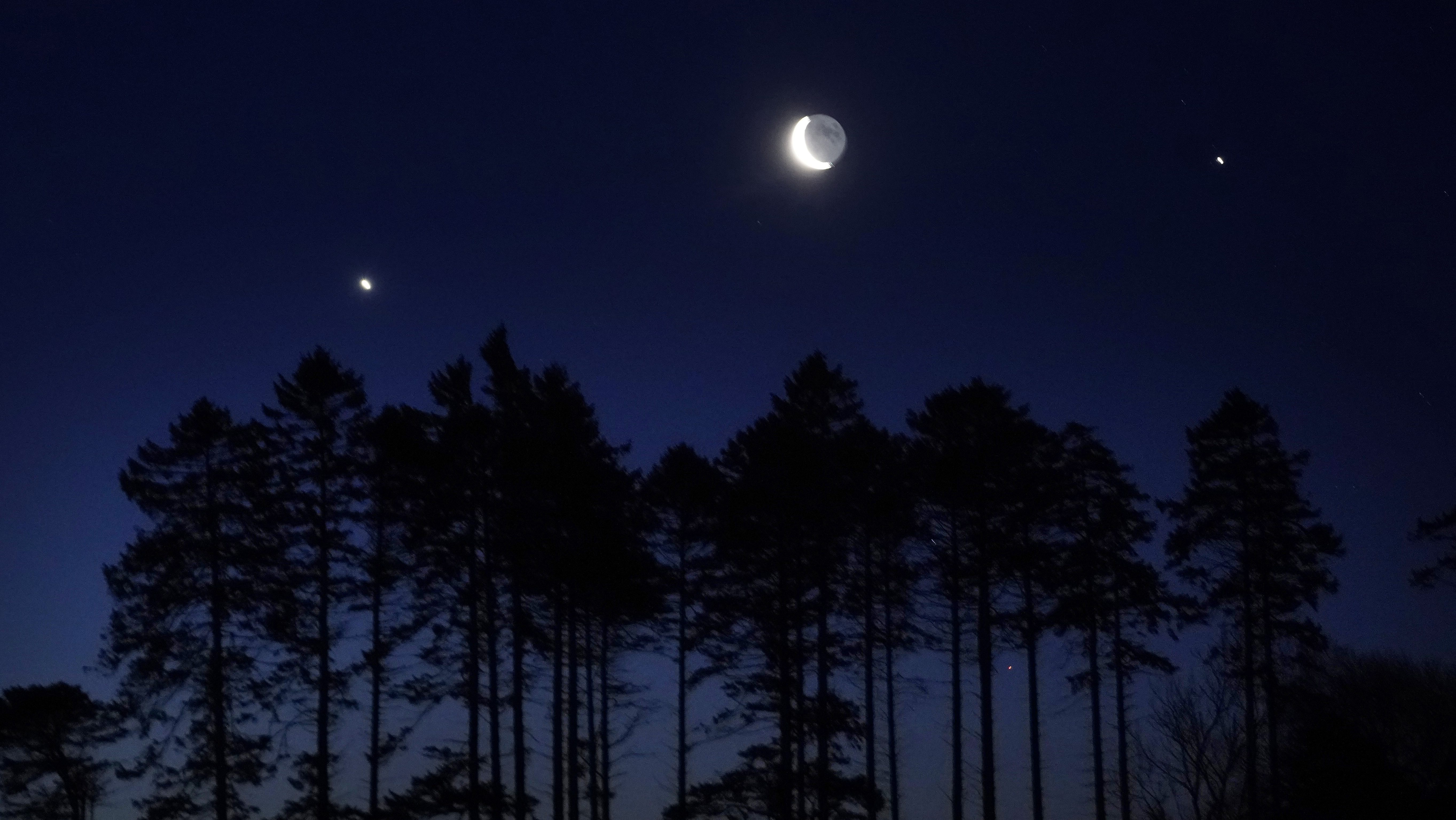 hold, jupiter, vénusz