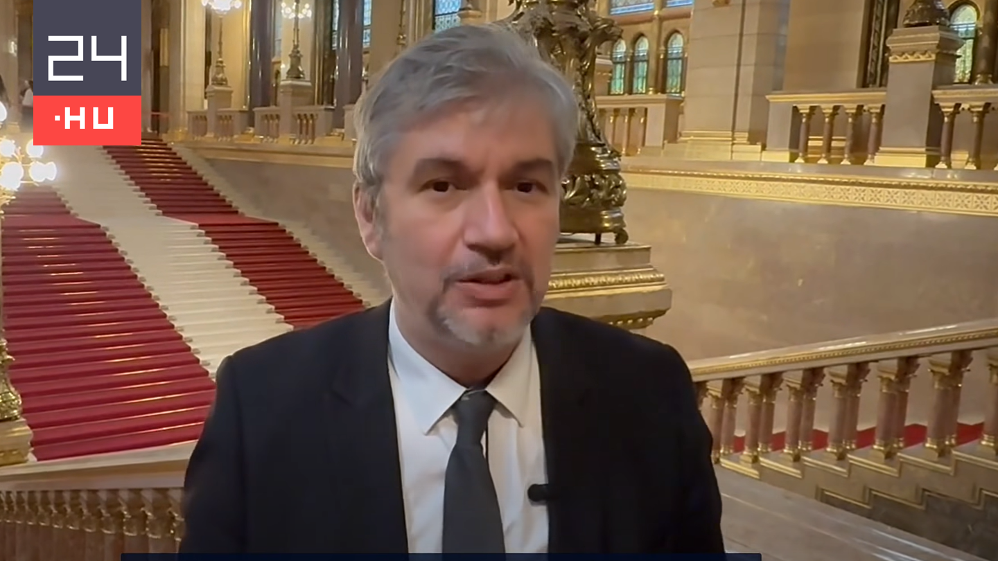 Hadházy Ákos búcsúzott a Parlamenttől, három tanácsot adott.