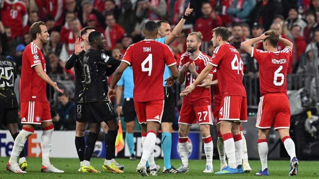 BL-elődöntő: ezért nem járt tizenegyes a Bayernnek a PSG-játékos kezezése után