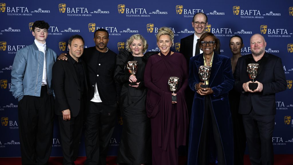 Tarolt a Kamaszok a 2026-os BAFTA televíziós díjátadón