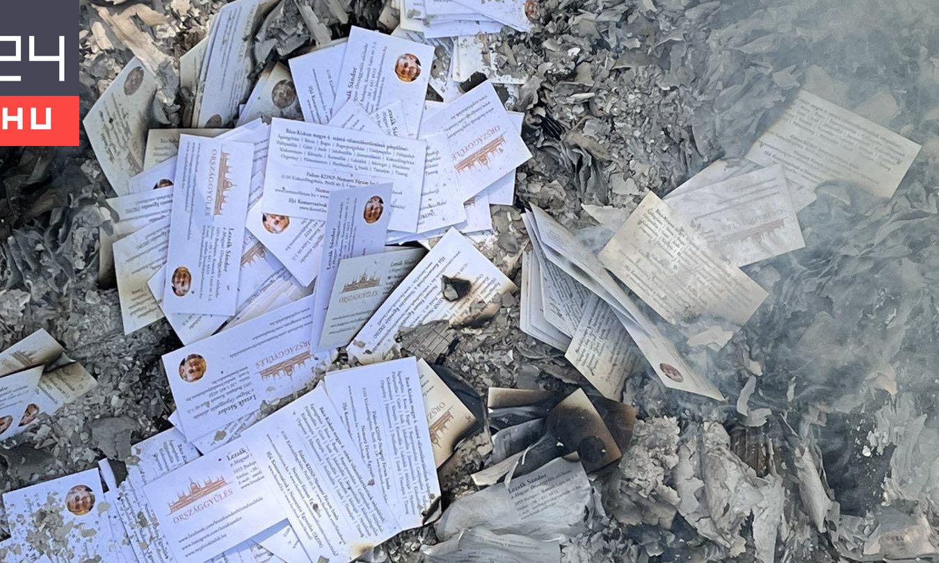 Lezsák Sándor elégette névjegykártyáit, távozva a magyar parlamentből