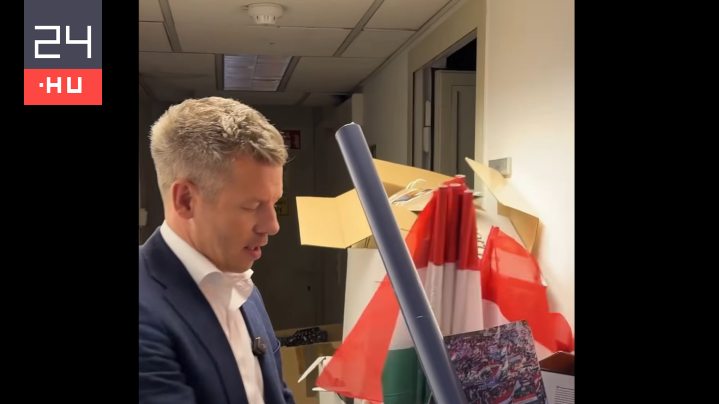 Feljelentést tesz Lázár volt minisztériuma miatt.