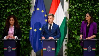 Magyar Péter, Magyarország miniszterelnöke a második kormányülés után tartott sajtótájékoztatón Budapesten, 2026. május 18-án.