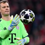 Hosszabbít Manuel Neuer, a Bayern München kapusa, és még fizetéscsökkentésbe is belemegy.