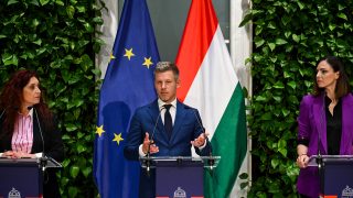 Magyar Péter, Magyarország miniszterelnöke a második kormányülés után tartott sajtótájékoztatón Budapesten, 2026. május 18-án.