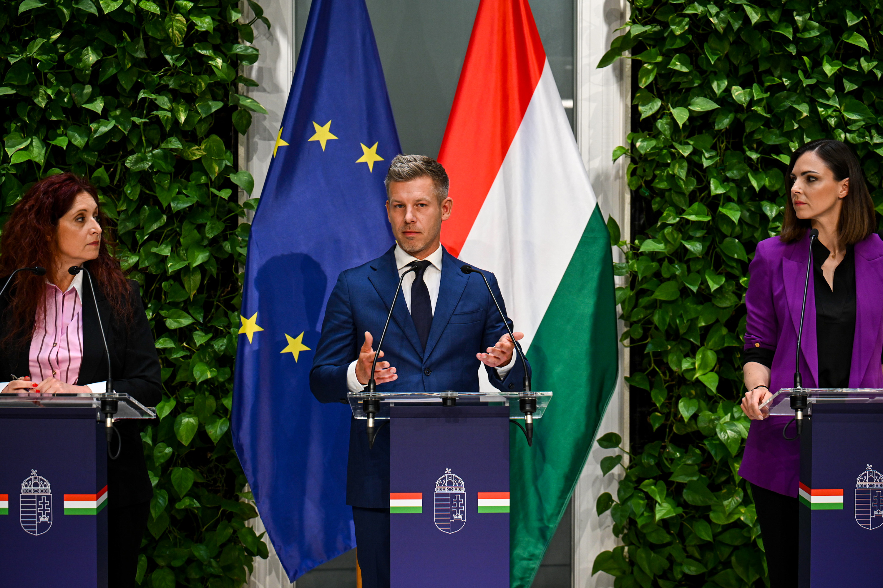 Magyar Péter, Magyarország miniszterelnöke a második kormányülés után tartott sajtótájékoztatón Budapesten, 2026. május 18-án.