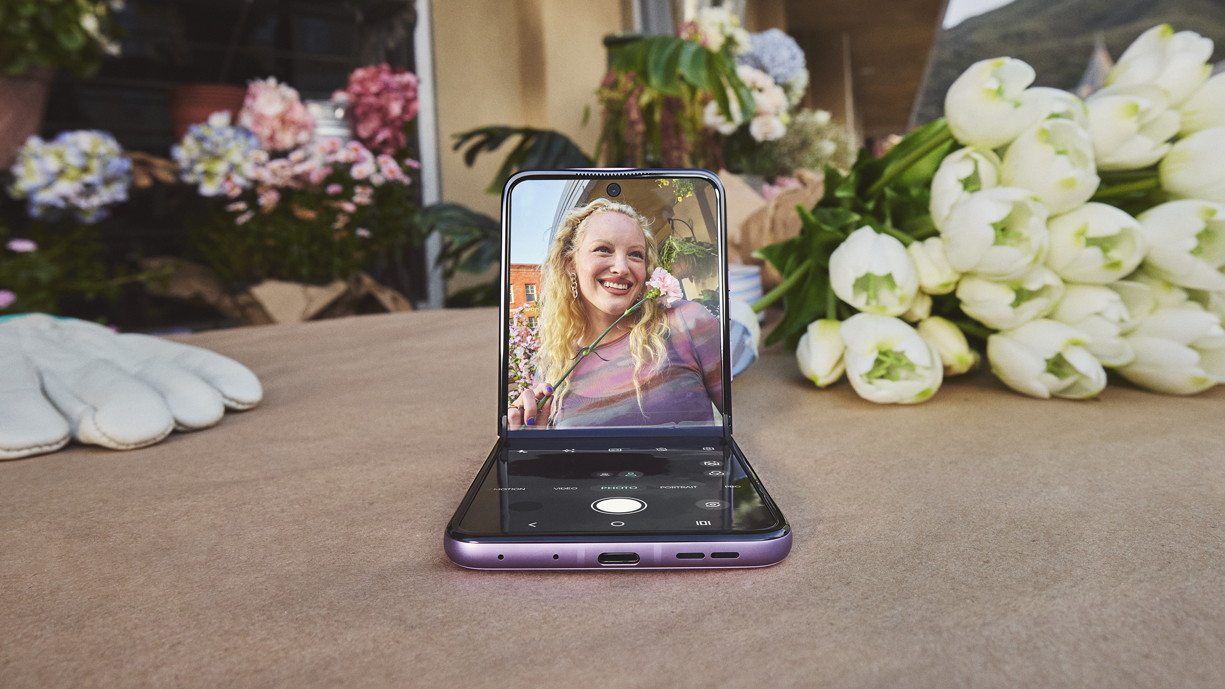 motorola razr 70 plus ultra okostelefon