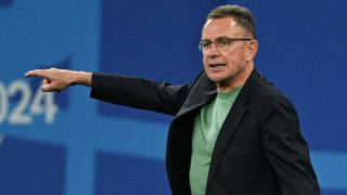 02 July 2024, Saxony, Leipzig: Soccer, UEFA Euro 2024, European Championship, Austria - Turkey, final round, round of 16, Leipzig Stadium, Austria coach Ralf Rangnick gives instructions. Photo: Sebastian Christoph Gollnow/dpa