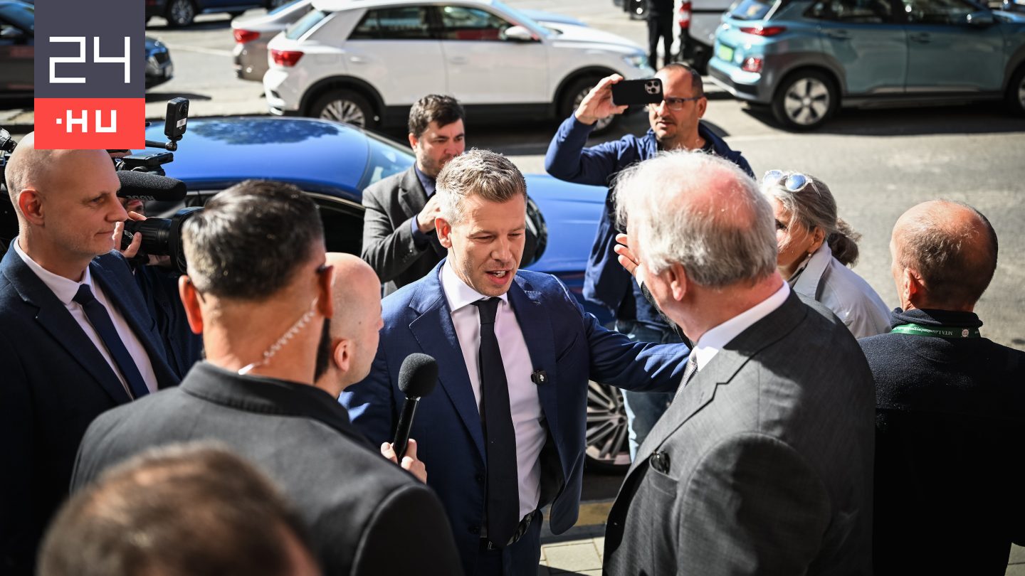 Magyar Péter az Akadémia közgyűlése előtt jelezte, az MTA-elnöke is a rokona