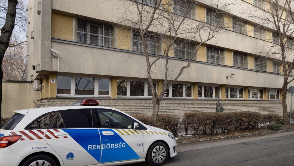 NER-es vállalkozó cégcsoportja vette meg az egykori Szőlő utcai javító épületét