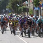 A 47. Tour de Hongrie országúti kerékpáros körverseny mezőnye az első, 143 kilométeres Gyula - Békéscsaba közötti szakaszon Békéscsabán 2026. május 13-án.