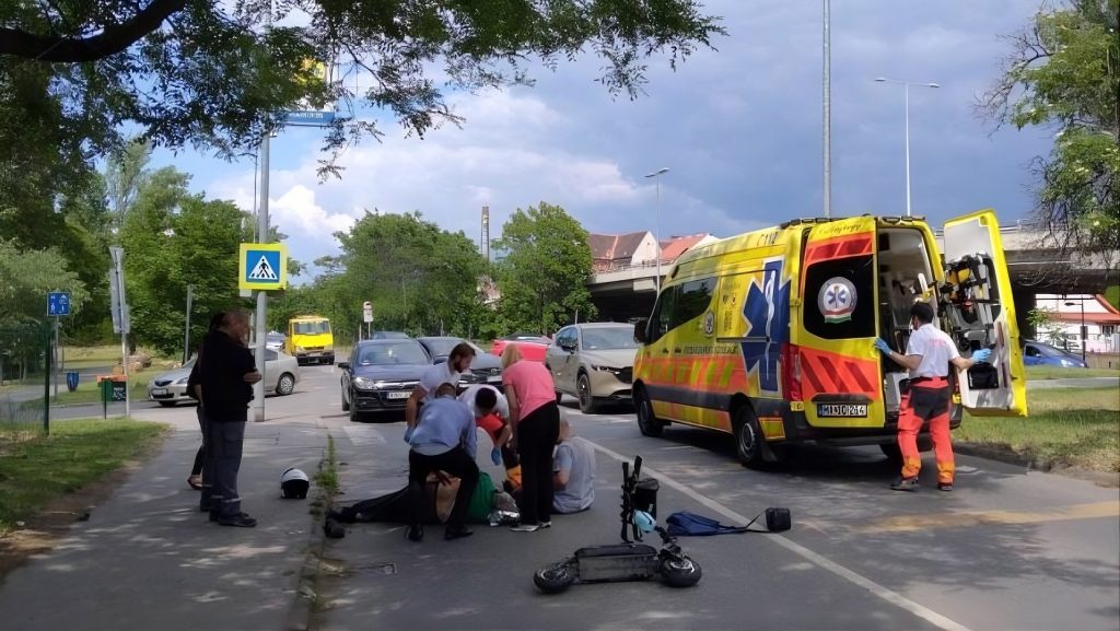Ha fel is ébred a kómából, valószínűleg akkor sem élhet már teljes életet az idős férfi, akit elektromos rollerrel gázoltak el a zebrán