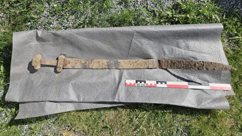 1300 éves viking kard