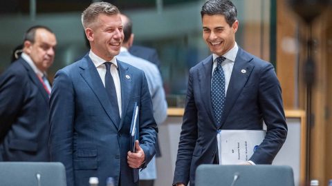 Magyar Péter, Rob Ketten