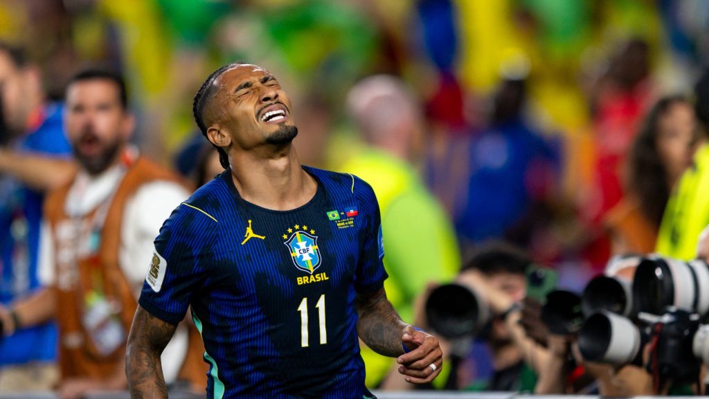 A brazilok egyik kulcsembere megsérült, de Neymar visszatérhet – élő hírfolyam a foci-vb tizedik napjáról