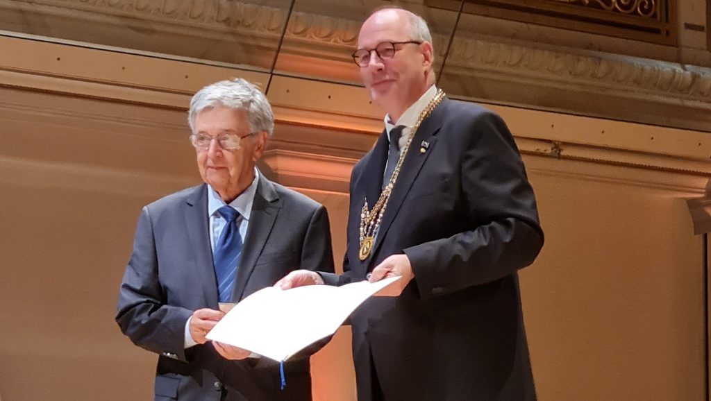 Lovász László matematikus kapta idén a Helmholtz-érmet