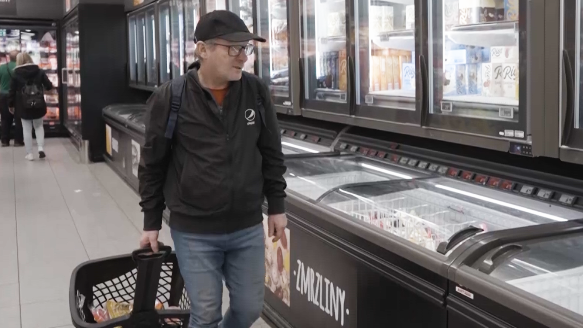 A parkolóőr Petr is kapott a támogatásból