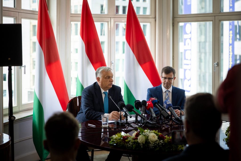 Orbán Viktor: Olcsón megúsztam, hogy csak egy alkotmányos tiltást kaptam 1