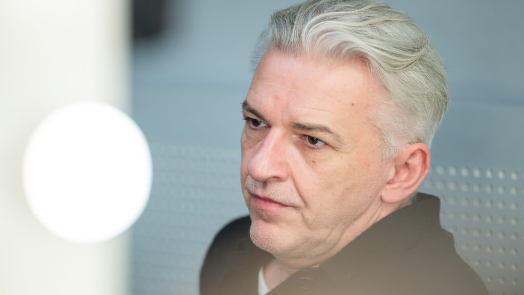 A Centrál Színház igazgatója Alföldi Róbertől: Ez teljesen más mint az Eszenyi-ügy