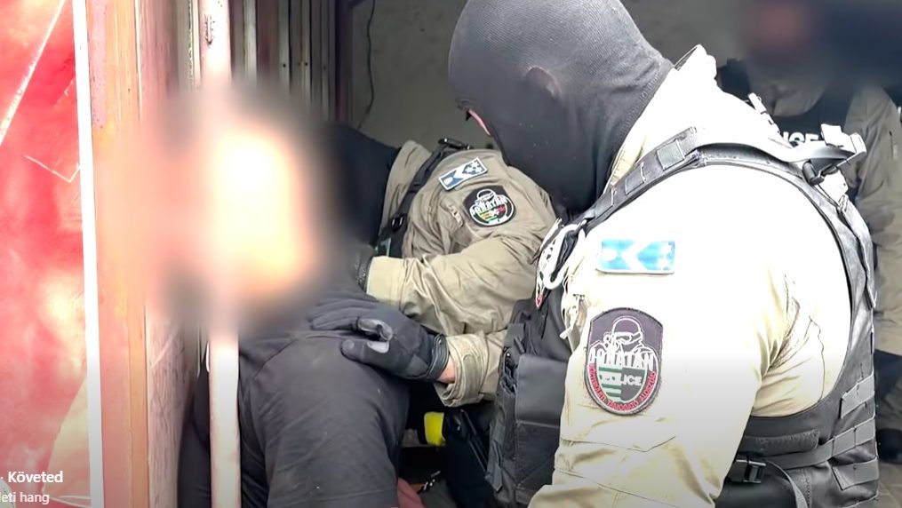 „Tudtam, hogy köröznek, holnap akartam bemenni a r