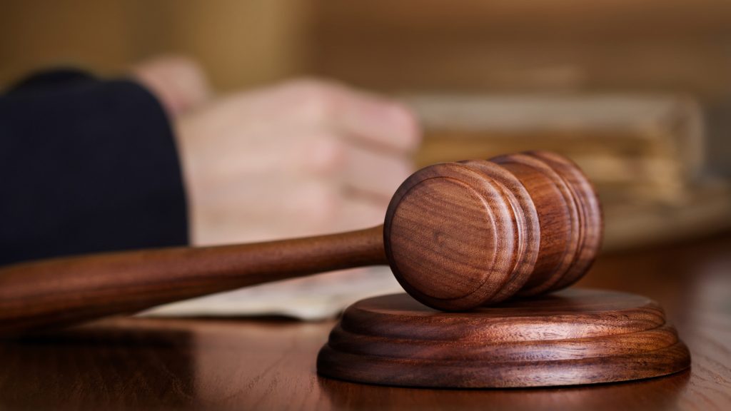 Legalább hat órán át haldoklott az áldozat, akit a barátai „törtek rommá”
