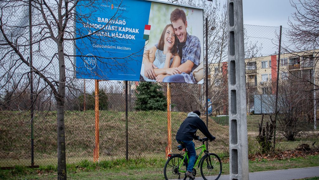 A haladék is lejár hamarosan a Babavárónál a gyermekvállalásra. Milliós fizetendővel járhat.