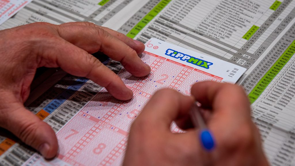 100 forintos téttel 151 ezret nyert egy sportfogadó a foci-vb-n