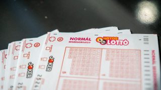 Lottózó illusztráció a Kapás utcai 407-es lottózóban 2020. február 20-án., Image: 499908181, Fotó: Marjai János