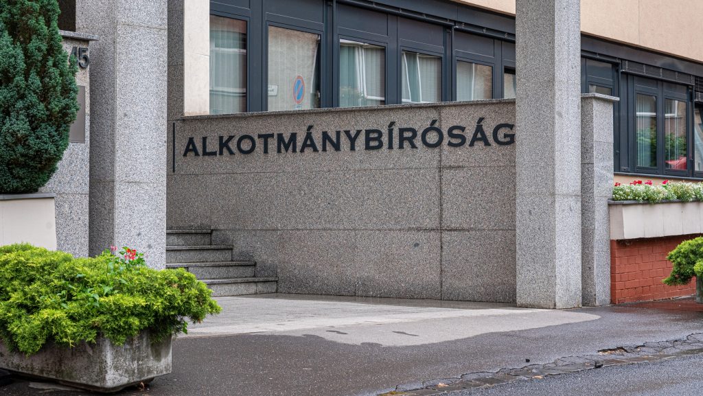 Alkotmányellenes volt a kötelező orvosi ügyelet szabályozása