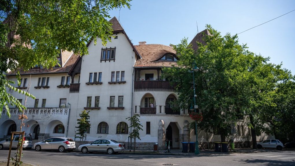Gazdagréti paneltől a várig: Nagy magyar filmes és sorozatos helyszínvadászat