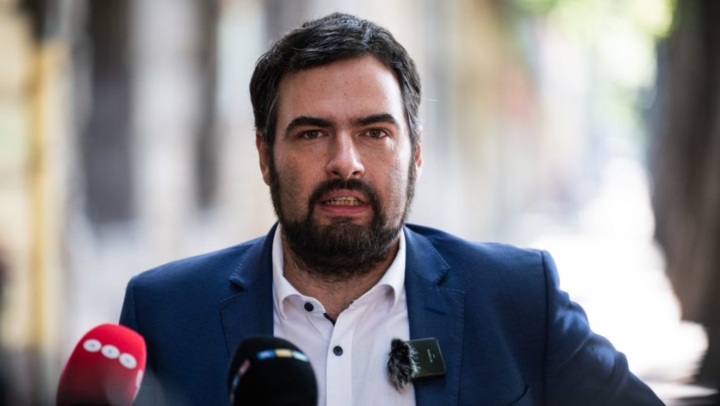 Jámbor András a 12 éves mandátumkorlát veszélyeiről