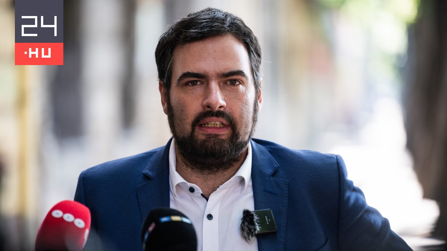 Jámbor András átveszi Ruff Bálint régi posztját.