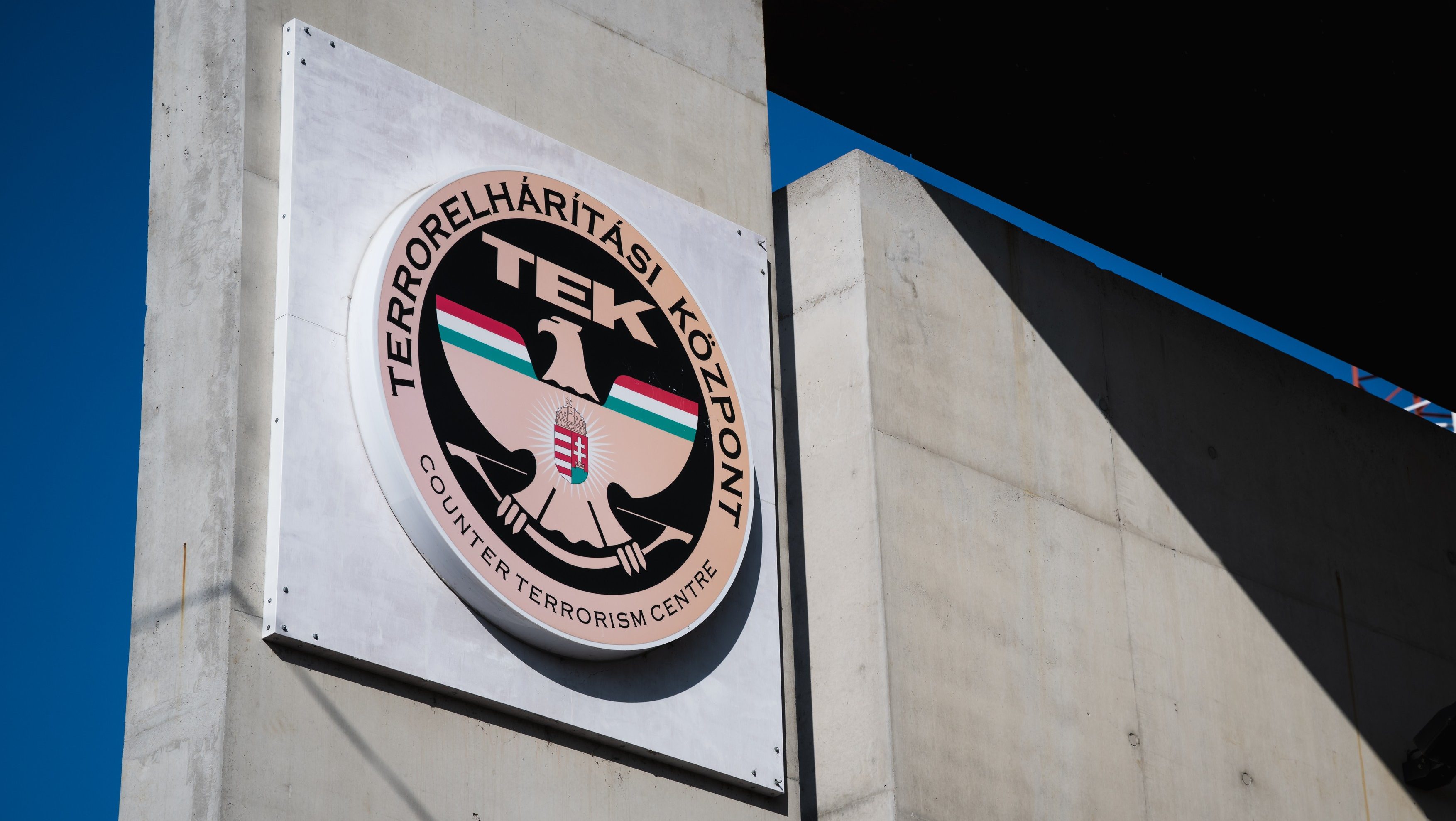 tek, terrorelhárítási központ, feldarabolás