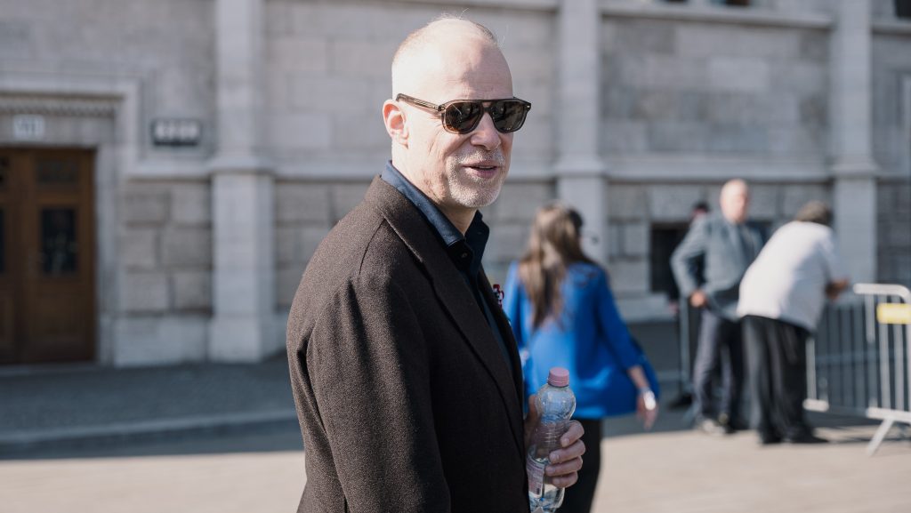 HVG: egyetlen éjszakára 4,3 millió forintért szállt meg Szal