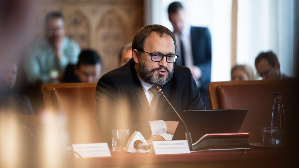Szeptember végéig maradhat érvényben a jelzáloghitelek refer
