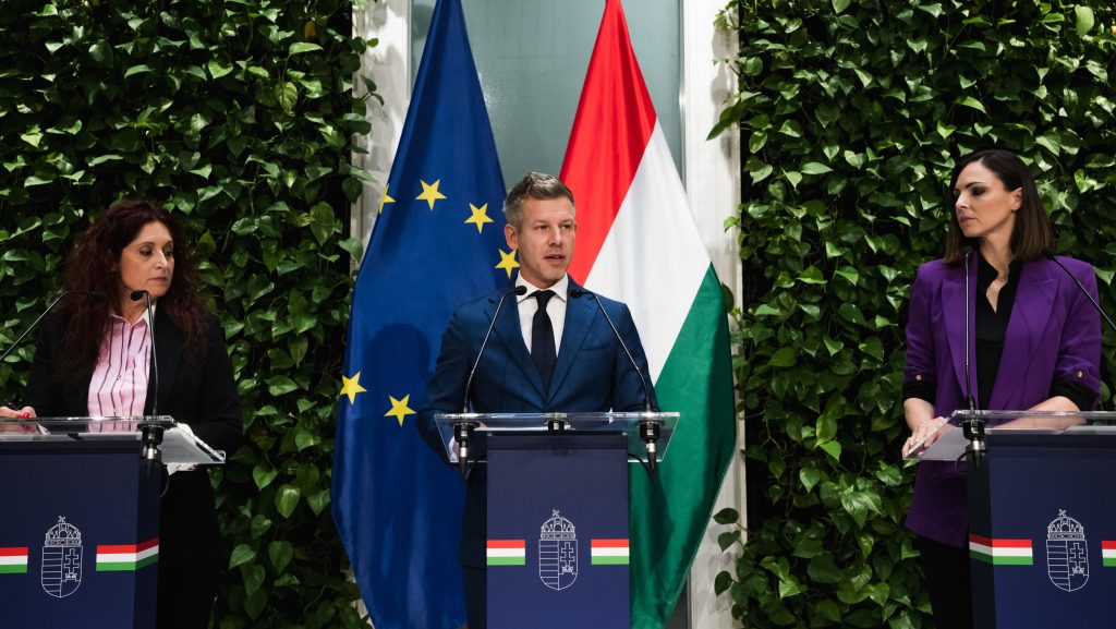 Új kriptoszabályozás, Nemzeti Hitvallás leszedése és korrupcióellenes döntések
