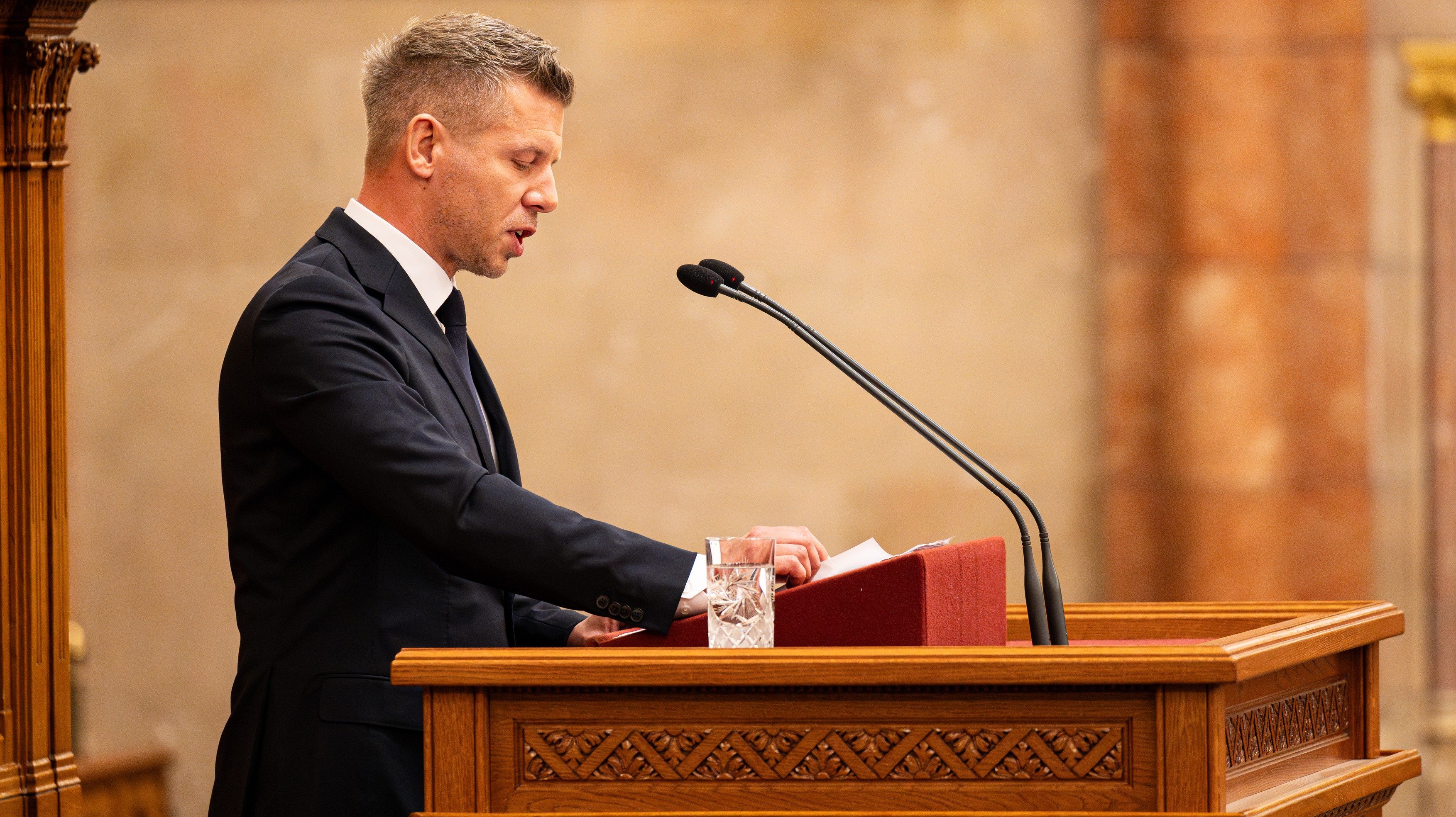 Magyar Péter