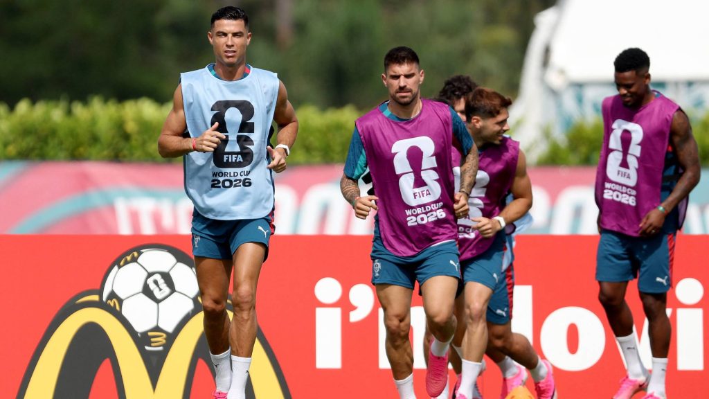 Az ijedős németek és a fuvolázó Mbappé után jönnek az angolok és a portugálok – élő hírfolyam a foci-vb hetedik napjáról