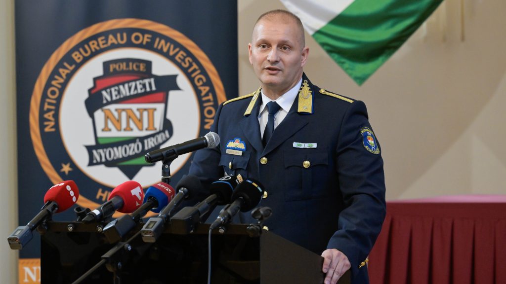 Pósfai Gábor felmentette a Nemzeti Nyomozó Iroda igazgatóját