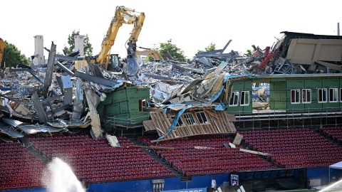 Összedőlt egy lelátói rész a dallasi stadionban.