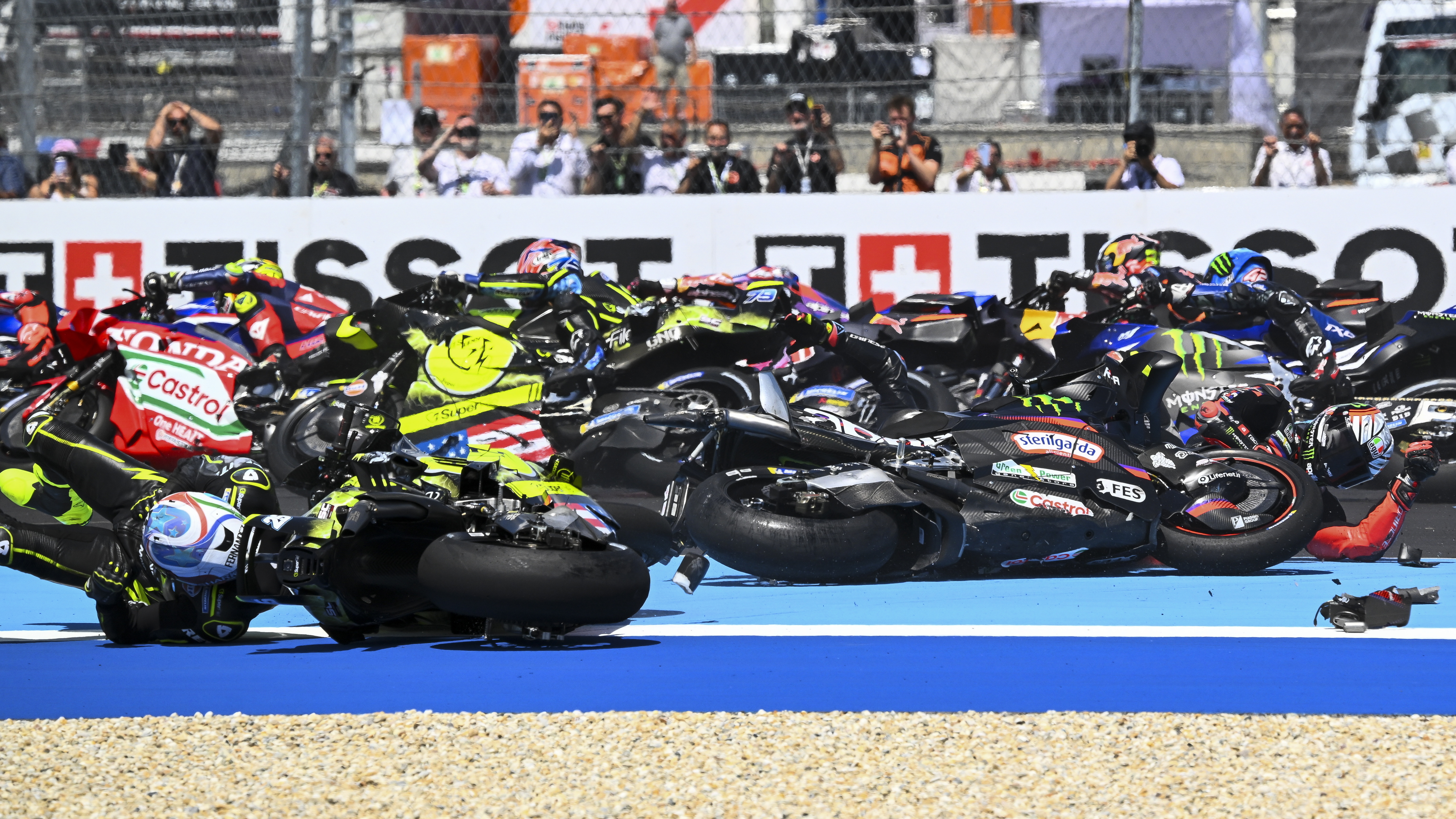 gyorsaságimotoros vb balaton park magyar nagydíj motogp bukás