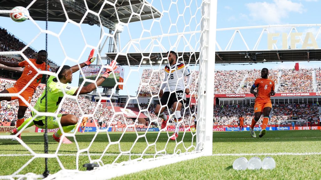 Szupercsere mentette meg a sokáig ötlettelenül futballozó németeket a vb-rangadón